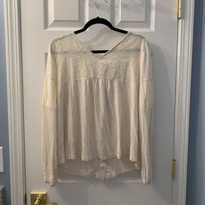 Jolt Blouse with lace detail and button back - x-large